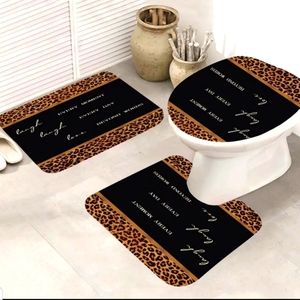 - 3-Piece LAUGH LAUGH LOVE Bath Set